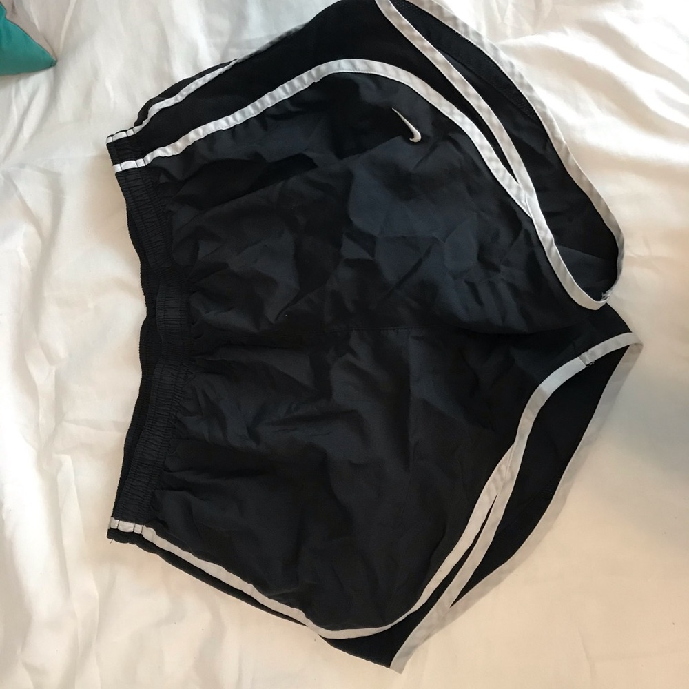 Black Nike shorts